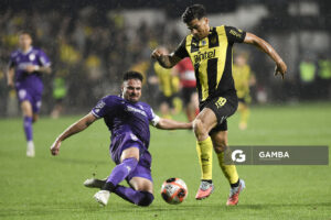 Matías Arezo, de Peñarol, Copa AUF Uruguay. Estadio Parque Alfredo V. Viera.
