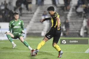 Matías Arezo, de Peñarol, Copa AUF Uruguay. Estadio Parque Alfredo V. Viera.