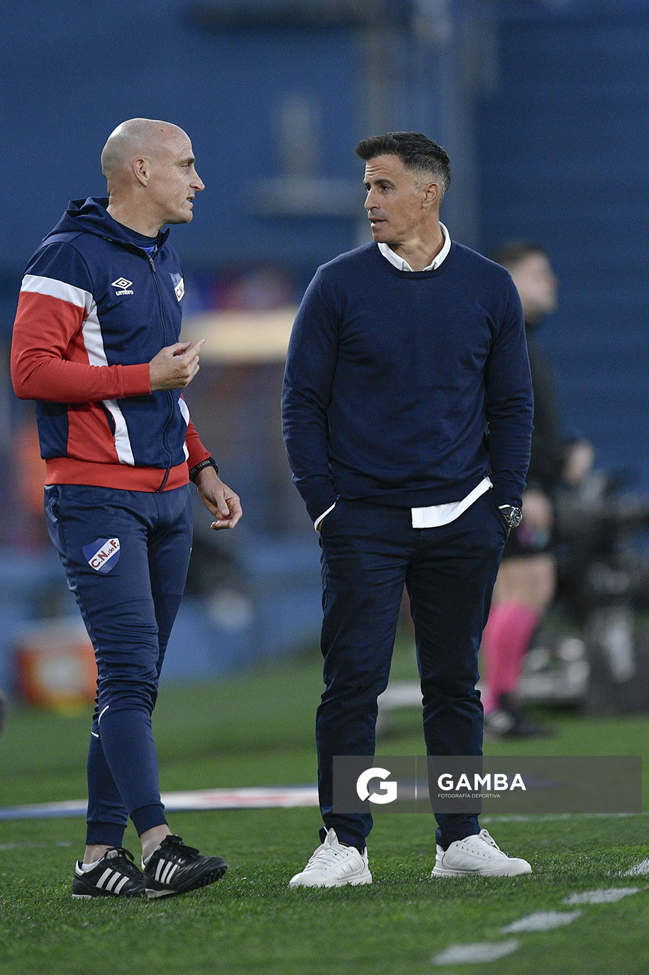 Javier Tetes, entrenador asistente de Nacional, Torneo Clausura. Estadio Gran Parque Central.