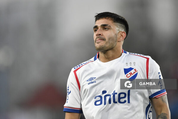 Maximiliano Gómez, de Nacional, Torneo Clausura. Estadio Gran Parque Central.