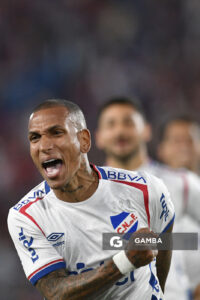 Rómulo Otero, de Nacional, Torneo Clausura. Estadio Gran Parque Central.