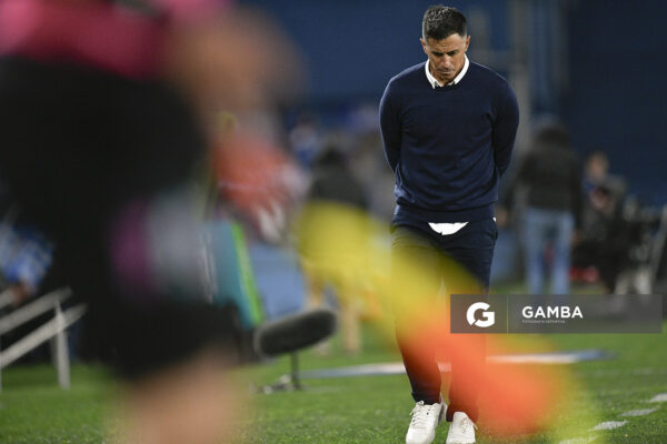 Pablo Peirano, director técnico de Nacional, Torneo Clausura. Estadio Gran Parque Central.
