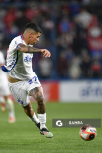 Diego Romero, de Nacional, Torneo Clausura. Estadio Gran Parque Central.