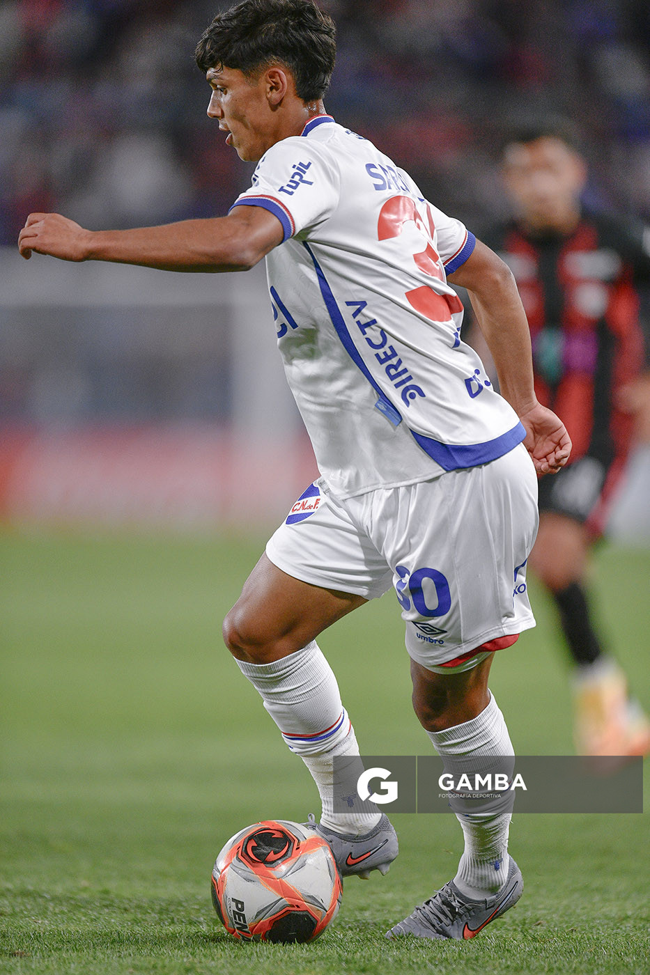 Agustín Dos Santos, de Nacional, Torneo Clausura. Estadio Gran Parque Central.