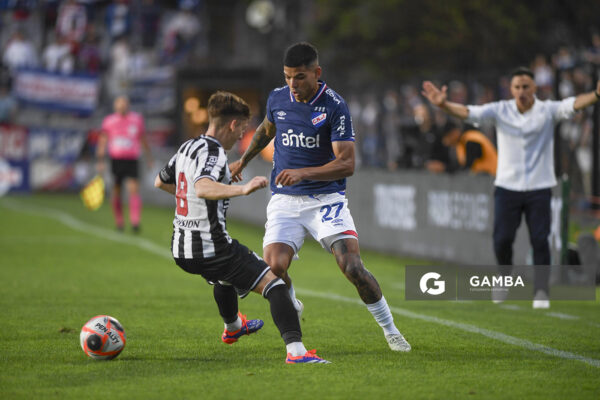 Diego Romero, de Nacional, Torneo Clausura. Estadio Parque Alfredo V. Viera.
