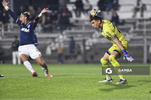 Jhonny Da Silva, golero de Wanderers, Torneo Clausura. Estadio Parque Alfredo V. Viera.