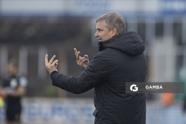 Diego Aguirre, director técnico de Peñarol, Torneo Clausura. Estadio Luis Tróccoli.