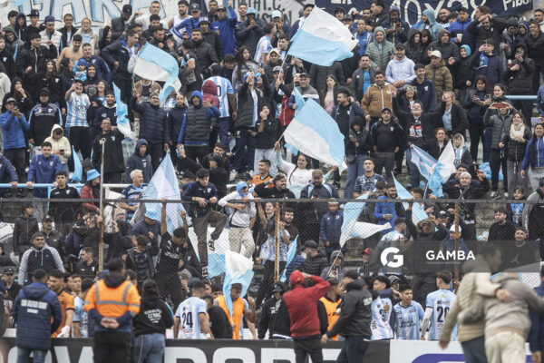 Hinchas de Cerro, Torneo Clausura. Estadio Luis Tróccoli.