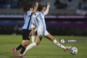 Sophia Braun, de Argentina, Conmebol Liga de Naciones Femenina . Estadio Centenario.