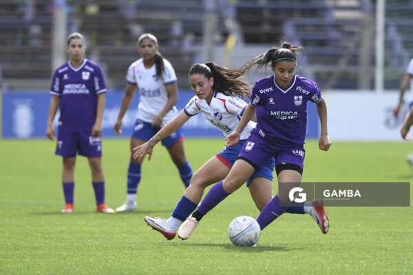 María González, de Defensor Sporting, Campeonato Uruguayo de Fútbol Femenino. Estadio Luis Franzini.