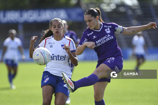 Julieta Félix, de Defensor Sporting, Campeonato Uruguayo de Fútbol Femenino. Estadio Luis Franzini.