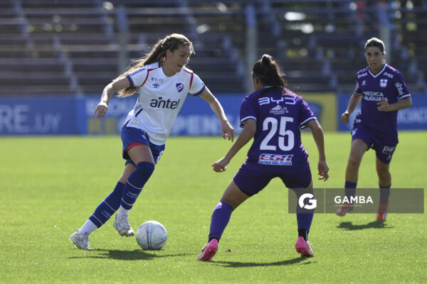 Sofía Oxandabarat, de Nacional, Campeonato Uruguayo de Fútbol Femenino. Estadio Luis Franzini.