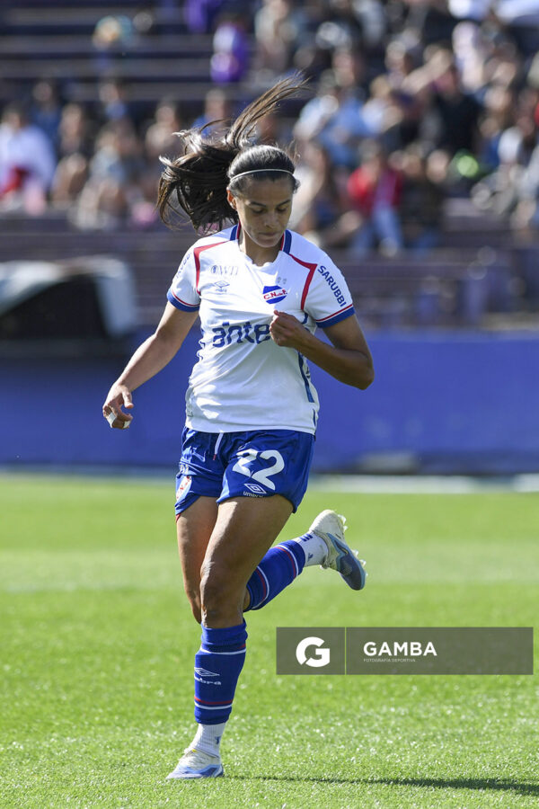 Martha Figueredo, de Nacional, Campeonato Uruguayo de Fútbol Femenino. Estadio Luis Franzini.