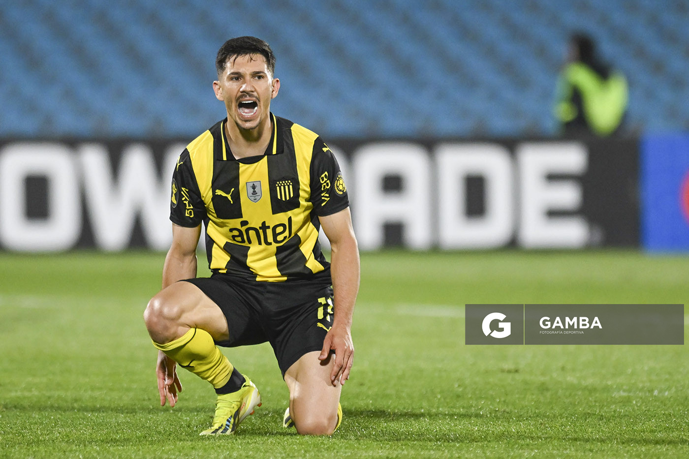 Maximiliano Silvera, de Peñarol, Copa AUF Uruguay. Estadio Centenario.