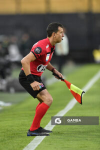 Nicolás Tarán, primer árbitro asistente, Torneo Clausura. Estadio Campeón del Siglo.