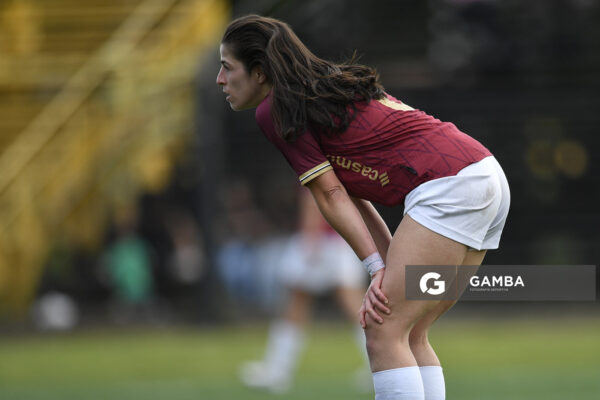 Romina de los Santos, de Wanderers, Campeonato Uruguayo de Fútbol Femenino. Estadio José Pedro Damiani.