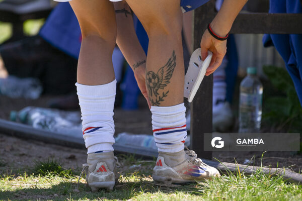 Yamila Dornelles, de Nacional, Campeonato Uruguayo de Fútbol Femenino. Complejo Walter Devoto.