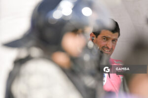Leodán González, árbitro central, Torneo Clausura. Estadio Luis Franzini.