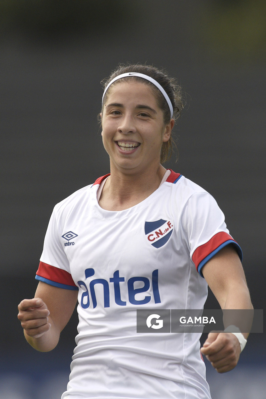 Yamila Badell, de Nacional, 26° Campeonato Uruguayo de Primera División.