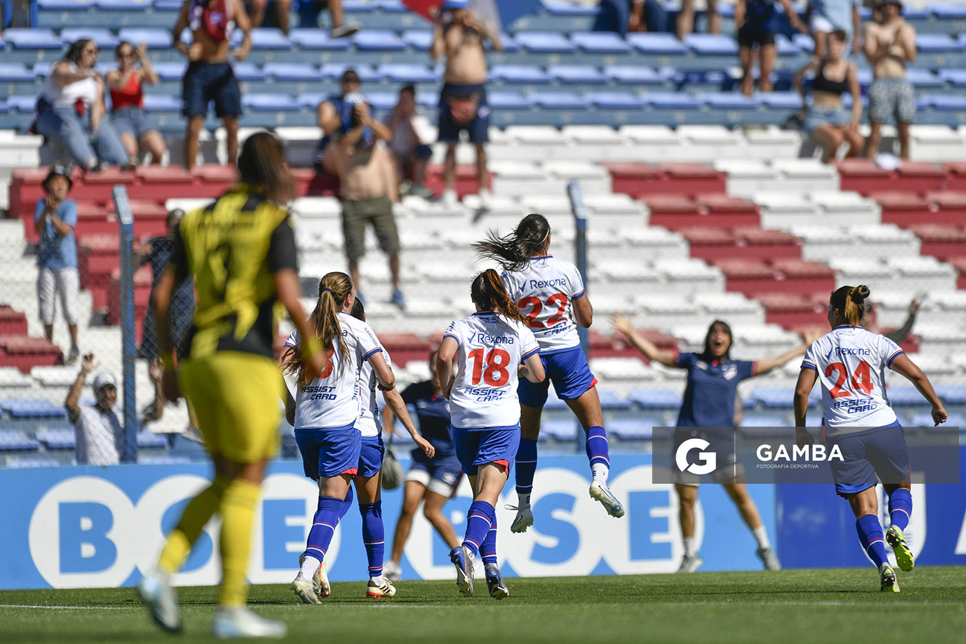 Martha Figueredo, de Nacional, Campeonato Uruguayo de Fútbol Femenino. Estadio Gran Parque Central.