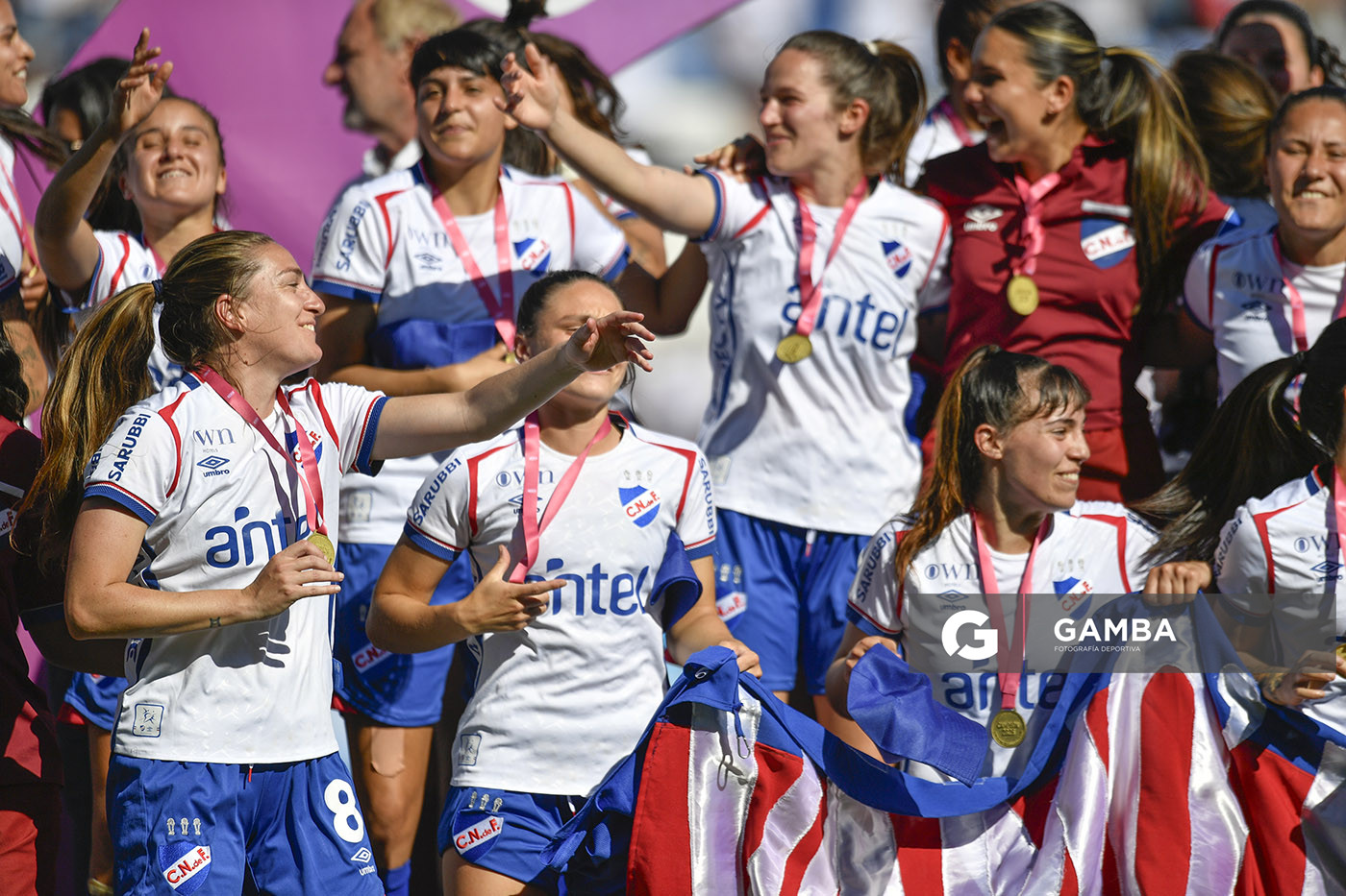 Nacional Campeón. Campeonato Uruguayo de Fútbol Femenino. Estadio Gran Parque Central.