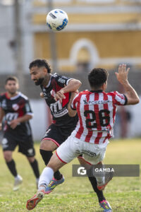 Marcelo Del Puerto, de Barrio Olímpico, Campeonato Minuano. estadio La Bombonera Roja.