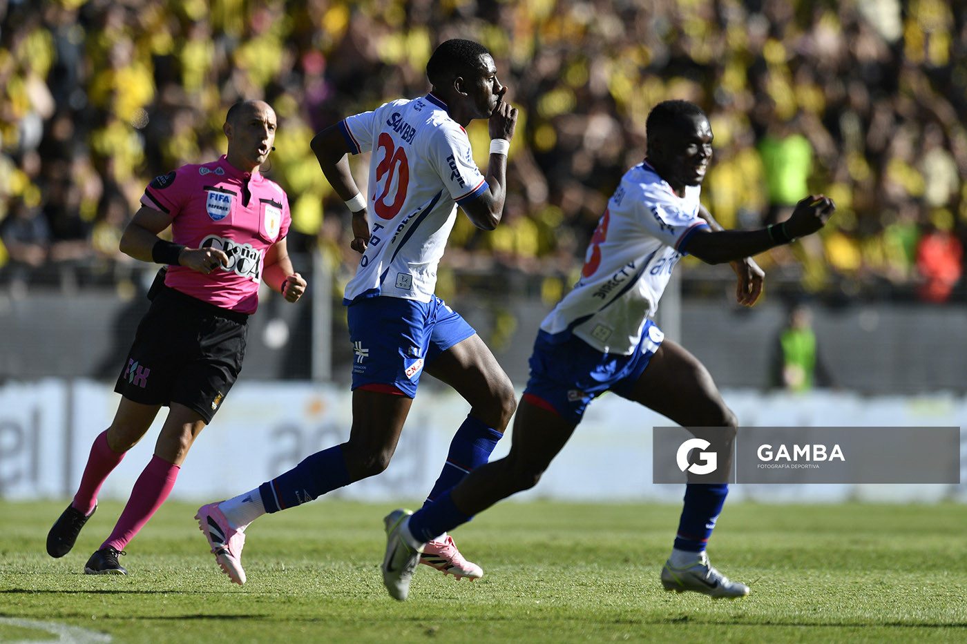 Gonzalo Carneiro, de Nacional, Liga AUF Uruguaya. Estadio Campeón del Siglo.