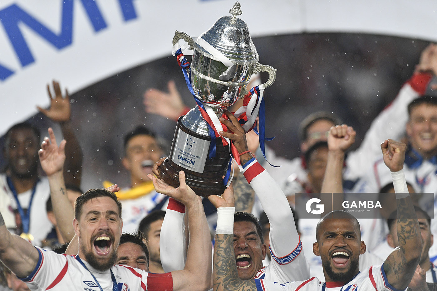 Nacional Campeón. Liga AUF Uruguaya. Estadio Gran Parque Central.