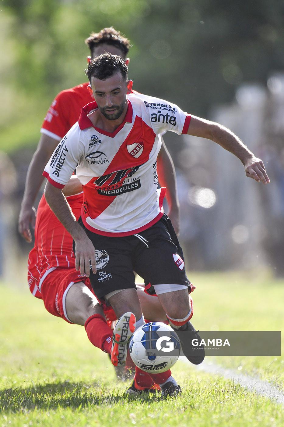 Agustín Gimeno, de Barrio Olímpico. Campeonato Minuano. Cancha de Nacional.