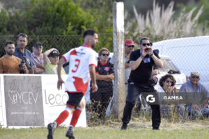 Martín Videla, director técnico de Estación. Campeonato Minuano. Cancha de Nacional.