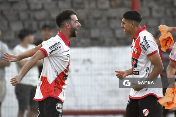 Matías Píriz, de Barrio Olímpico. Campeonato Minuano. Estadio La Bombonera Roja.