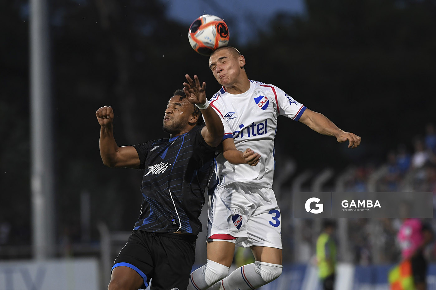 Federico Bais, de Nacional, Copa de la Liga AUF 2026. Estadio Parque Federico Saroldi.