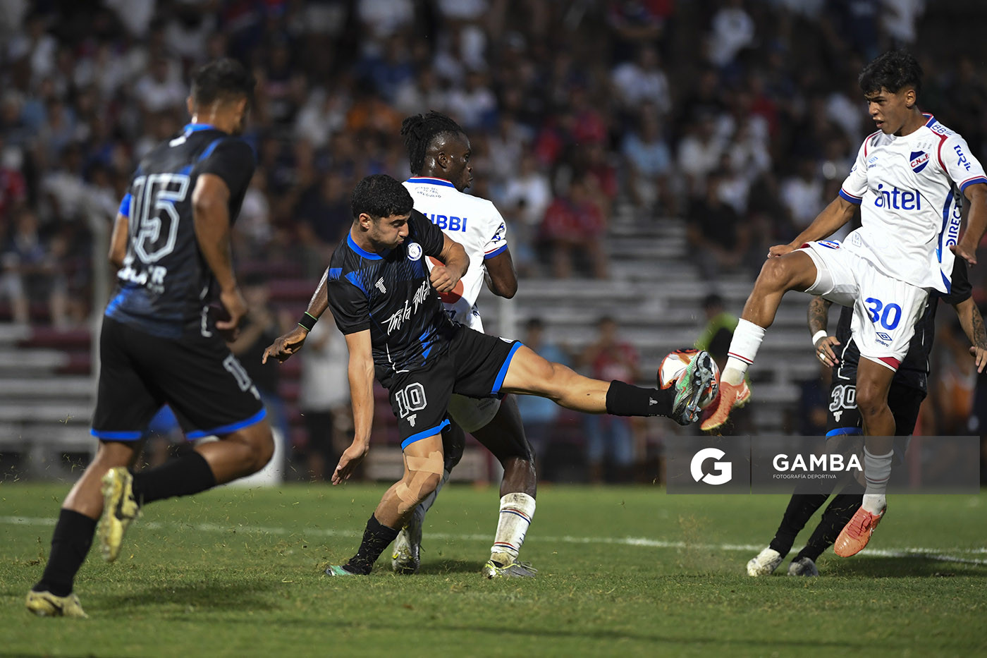 Agustín Dos Santos, de Nacional, Copa de la Liga AUF 2026. Estadio Parque Federico Saroldi.