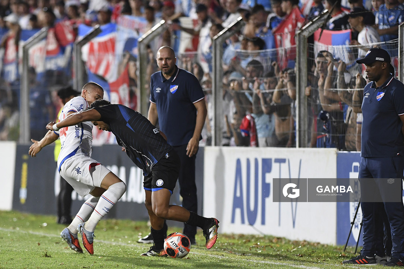 Gustavo Viera, de Cerro Largo, Copa de la Liga AUF 2026. Estadio Parque Federico Saroldi.