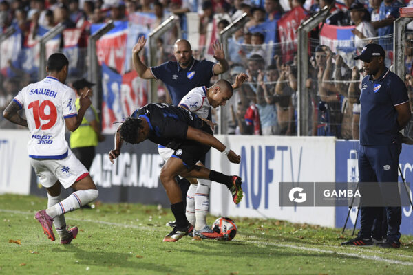 Federico Bais, de Nacional, Copa de la Liga AUF 2026. Estadio Parque Federico Saroldi.