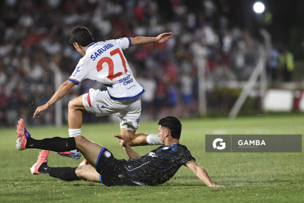 Alexis Piegas de Cerro Largo, Copa de la Liga AUF 2026. Estadio Parque Federico Saroldi.