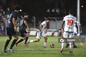 Tomás Verón Lupi, de Nacional, Copa de la Liga AUF 2026. Estadio Parque Federico Saroldi.