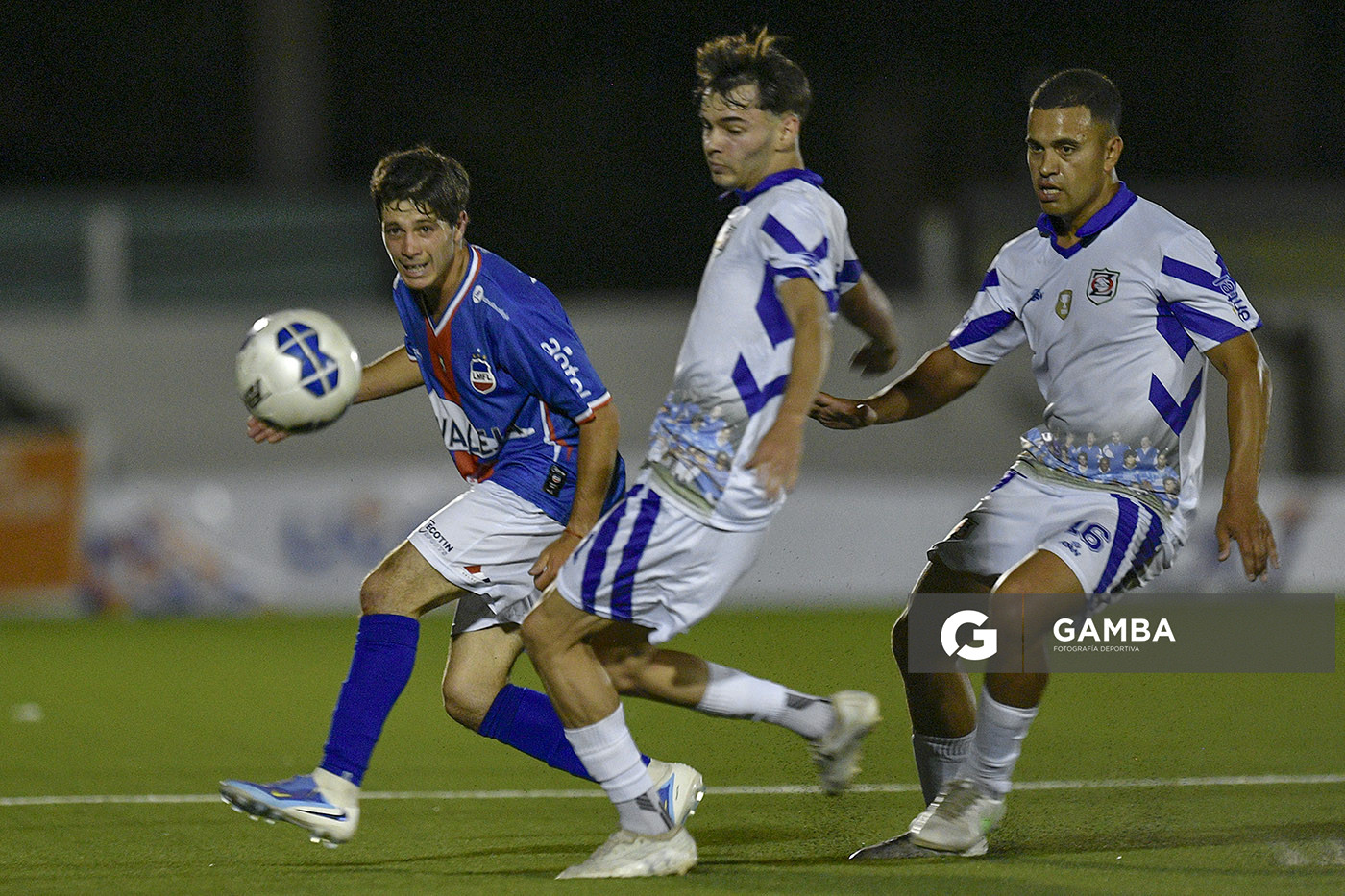 Braian Aguirrezabala, de Lavalleja, 22ª Copa Nacional de Selecciones. Estadio Juan Antonio Lavalleja.
