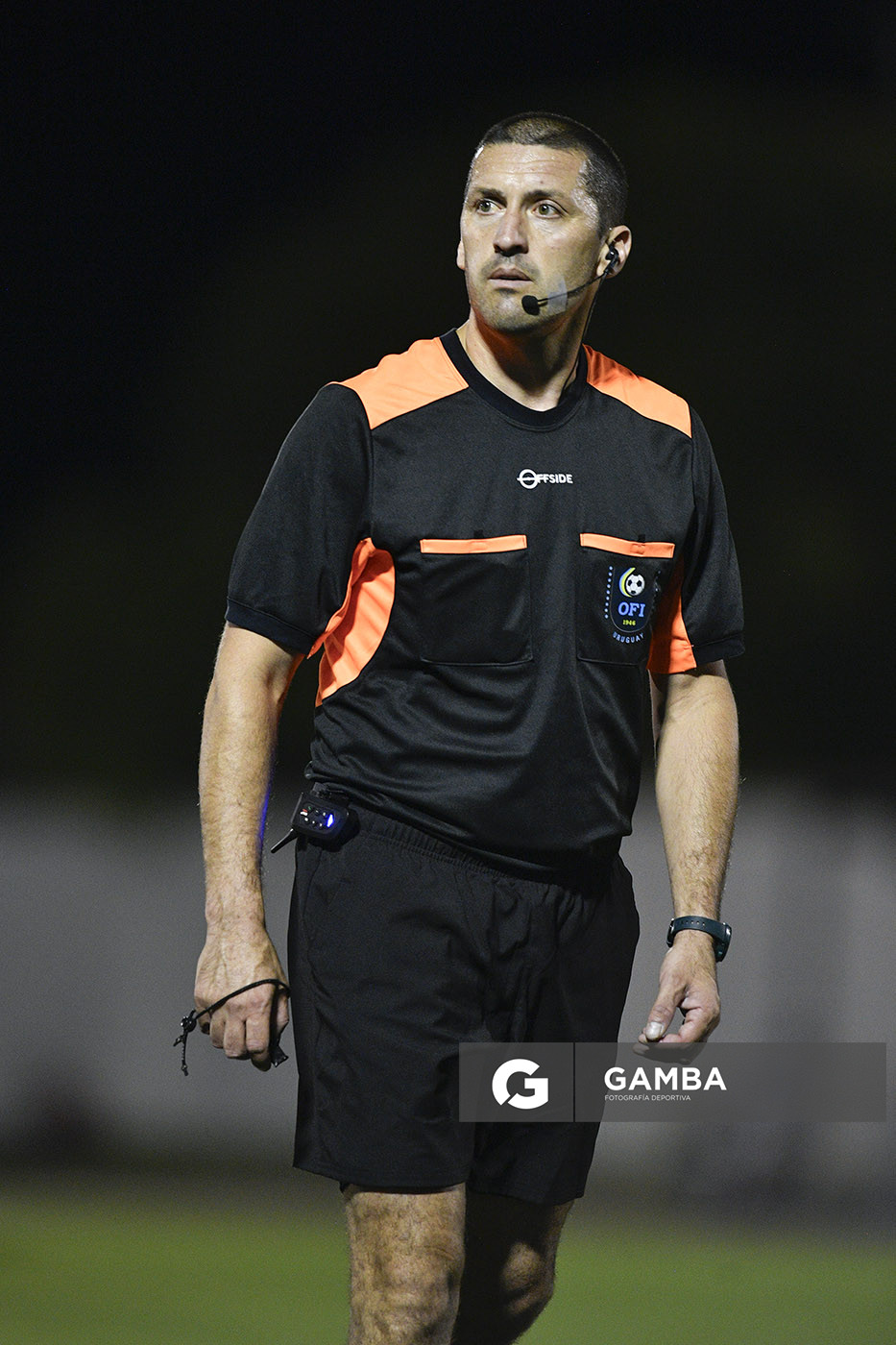 Sebastián Montenegro, árbitro central, 22ª Copa Nacional de Selecciones. Estadio Juan Antonio Lavalleja.