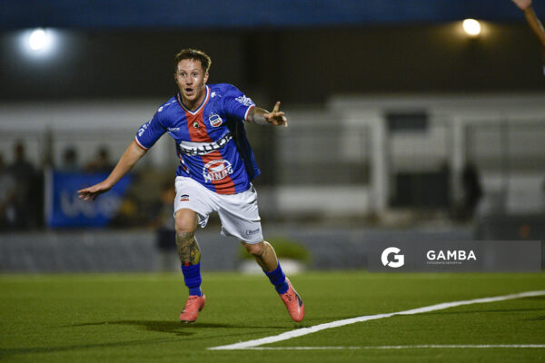 Samuel Gómez, de Lavalleja, 22ª Copa Nacional de Selecciones. Estadio Juan Antonio Lavalleja.