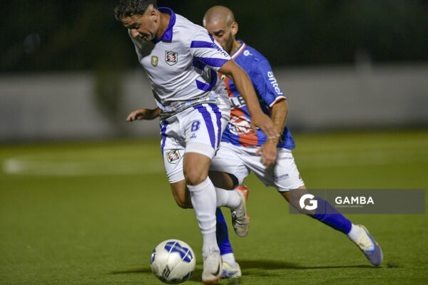 Maikel Silva, de Zona Oeste, 22ª Copa Nacional de Selecciones. Estadio Juan Antonio Lavalleja.