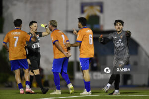 Jhonattan Altéz, árbitro central, 22ª Copa Nacional de Selecciones. Estadio Juan Antonio Lavalleja.