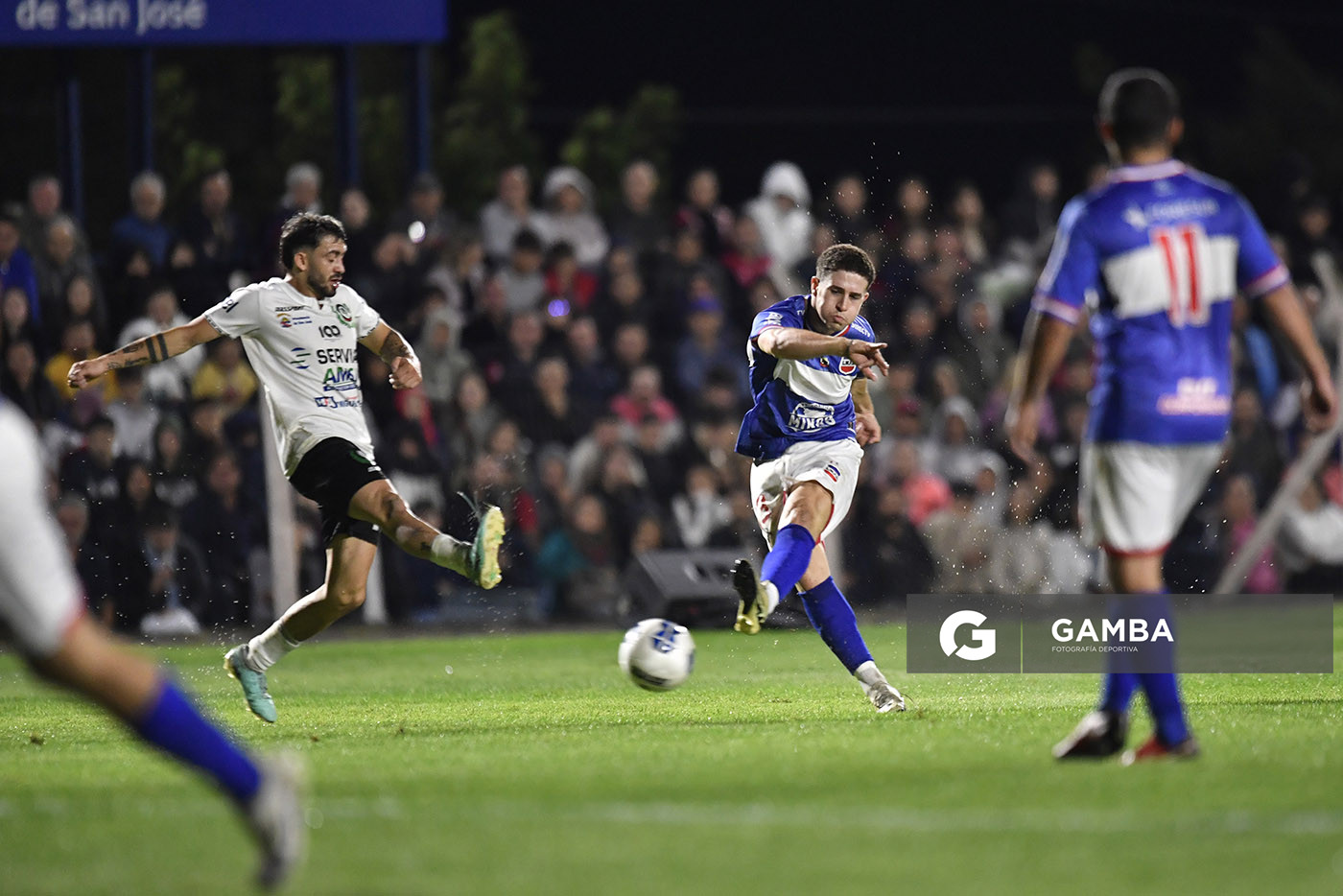 Lucas Velázquez, de Lavalleja. 21ª Copa Nacional de Selecciones. Estadio Casto Martínez Laguarda.