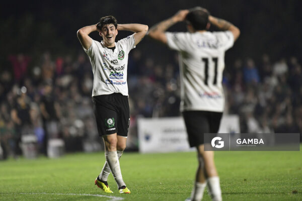 Mateo Antúnez, de San José. 21ª Copa Nacional de Selecciones. Estadio Casto Martínez Laguarda.