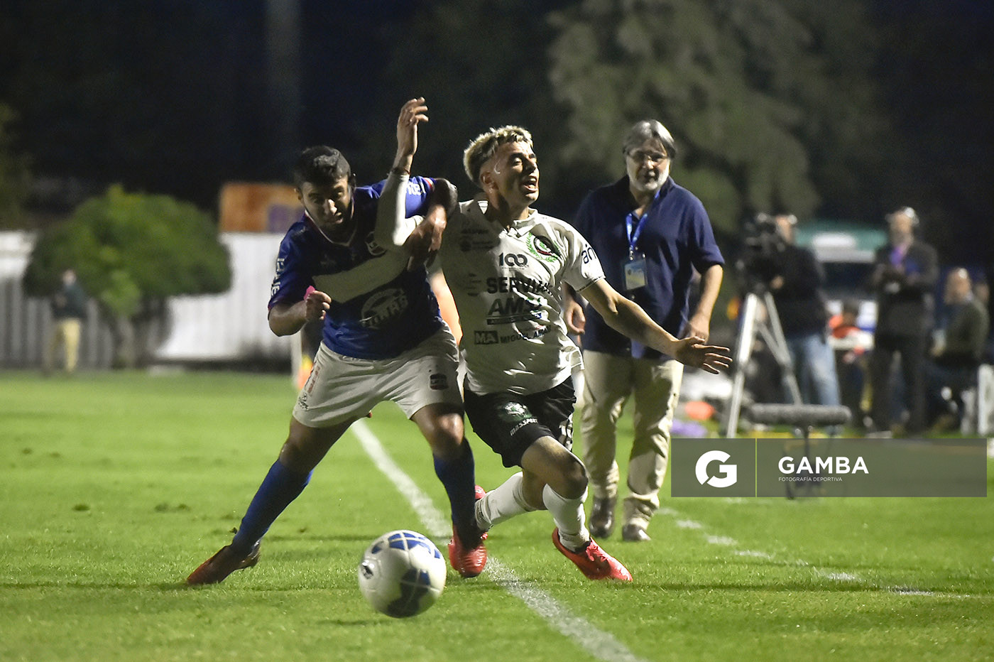 Facundo Salvarrey, de Lavalleja. Kevin Torena, de San José. 21ª Copa Nacional de Selecciones. Estadio Casto Martínez Laguarda.