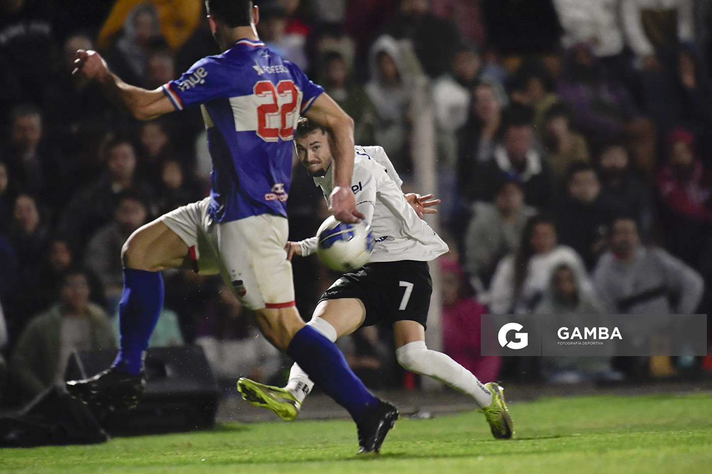 Nahuel Fagian, de San José. 21ª Copa Nacional de Selecciones. Estadio Casto Martínez Laguarda.