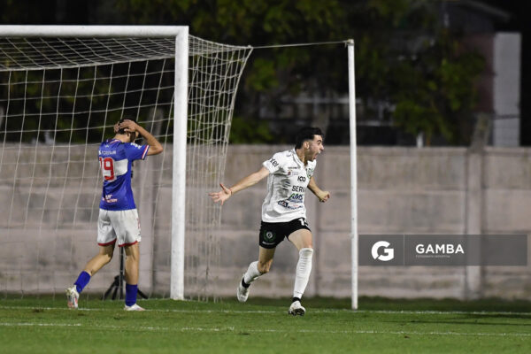Juan Manuel Alonso, de San José. 21ª Copa Nacional de Selecciones. Estadio Casto Martínez Laguarda.