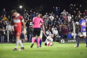 Hinchas de San José. 21ª Copa Nacional de Selecciones. Estadio Casto Martínez Laguarda.
