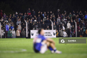 Hinchas de San José. 21ª Copa Nacional de Selecciones. Estadio Casto Martínez Laguarda.