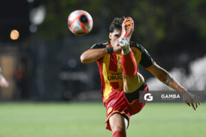Federico Andueza, de Progreso, Copa de la Liga AUF 2026. Estadio Parque Alfredo V. Viera.